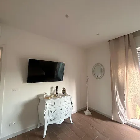 Diletta Apartament *